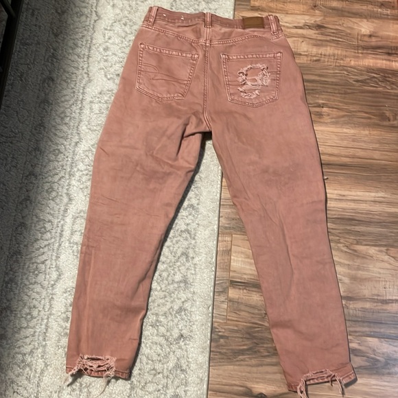 AM🦅 Mauve Mom Jeans - Picture 4 of 6